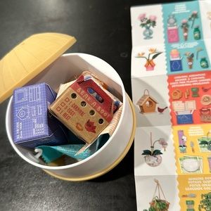 Make It Mini Lifestyle™ Home Series 1 Mini Collectibles Cardinal Bird House